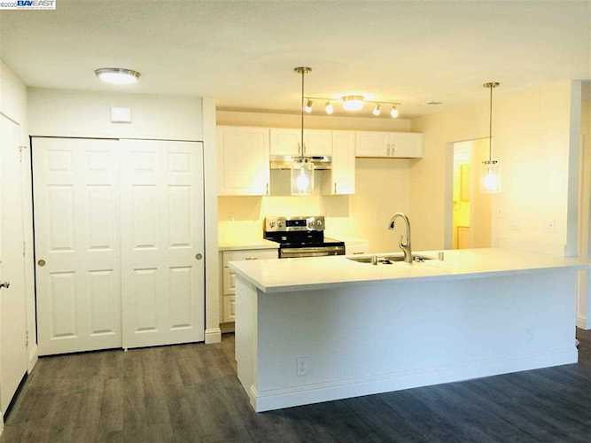 2405 Sunny Ln Antioch, CA 94509 | MLS 40926239 Photo 1