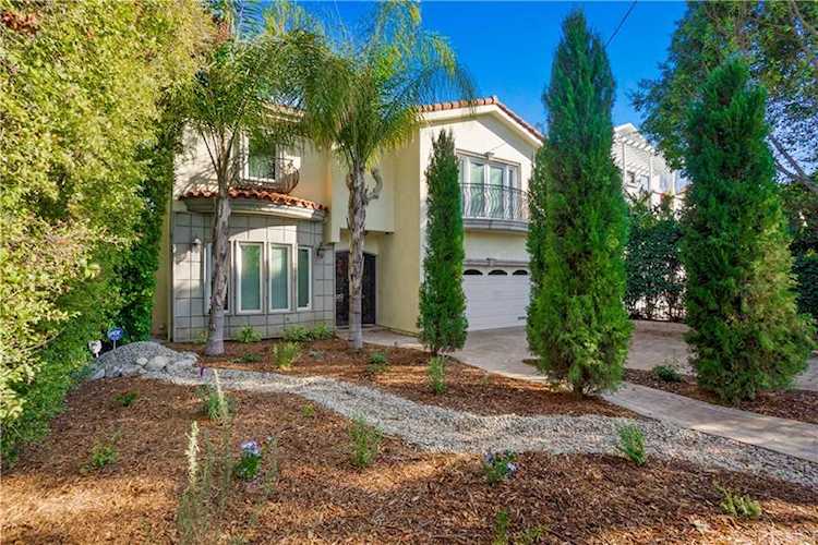 4946 Haskell Avenue Encino, CA 91436