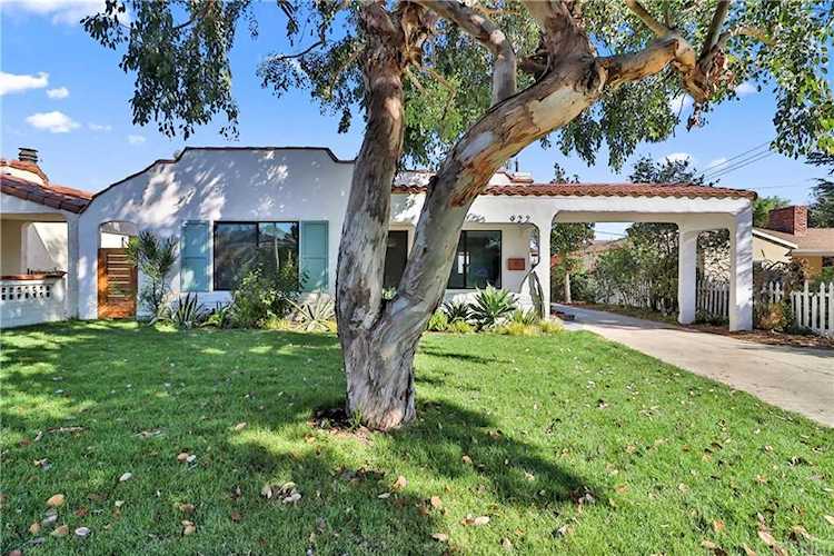 922 N Lincoln Street Burbank, CA 91506