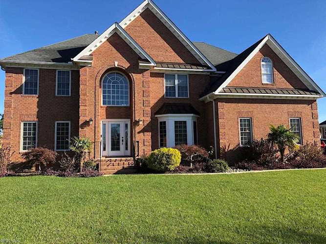 1820 Champion Circle Virginia Beach, VA 23456 | MLS 10351551 Photo 1