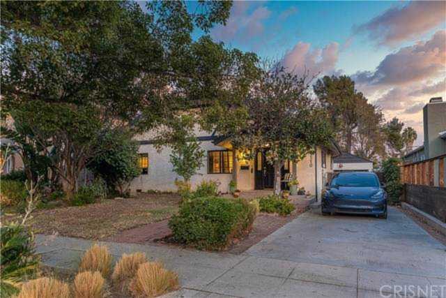 5110 Greenbush Avenue Sherman Oaks, CA 91423