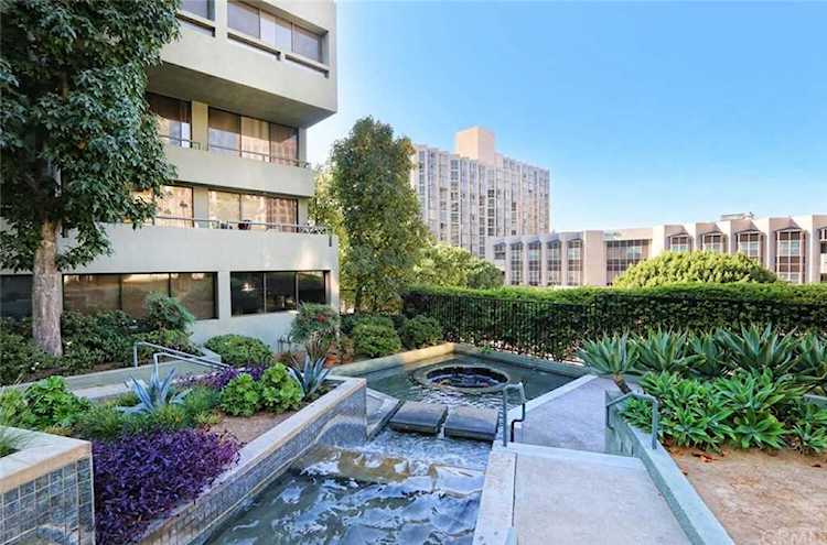 880 W 1st Street #211 Los Angeles, CA 90012