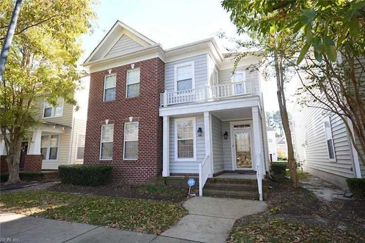 517 Water Lilly Rd Portsmouth, VA 23701