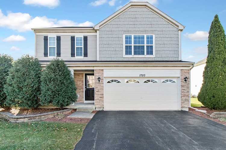 1720 Trails End Ln Bolingbrook, IL 60490