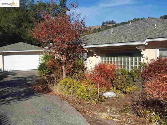 3930 Canyon Road Lafayette, CA 94549