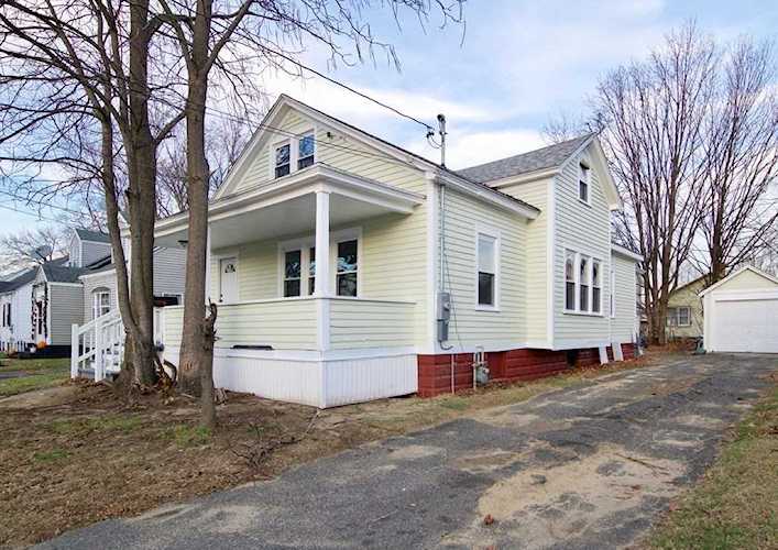 81 Haskin St Springfield, MA 01109