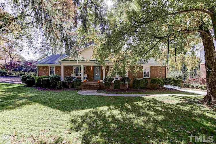 3905 Brewster Drive Raleigh, NC 27606