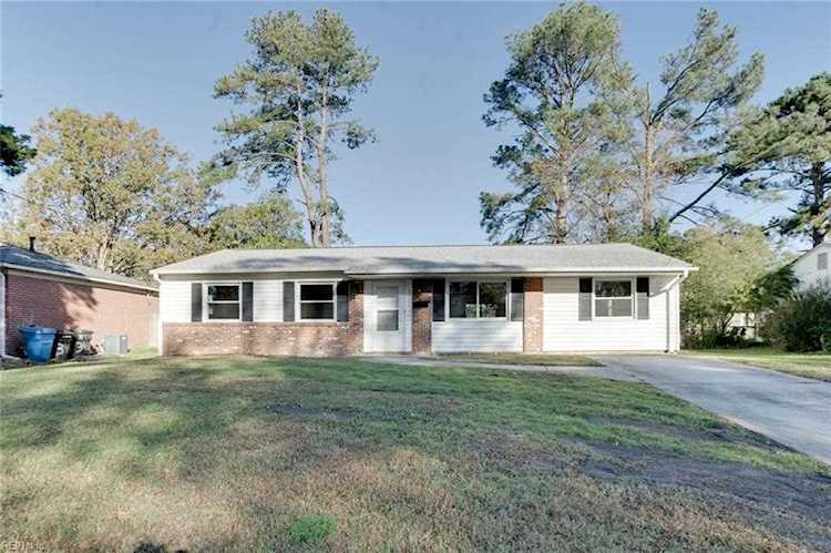 3428 Rainey Rd Virginia Beach, VA 23452