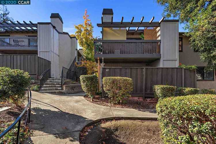 1413 Hull Ln Martinez, CA 94553