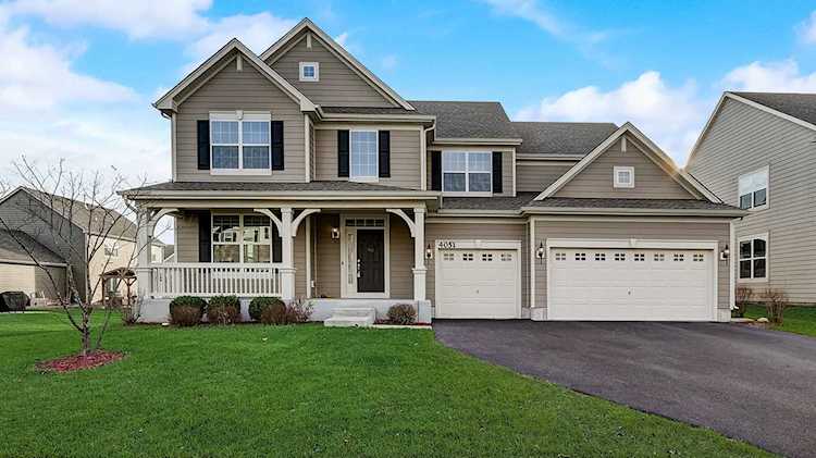 4051 Pompton Ave Elgin, IL 60124