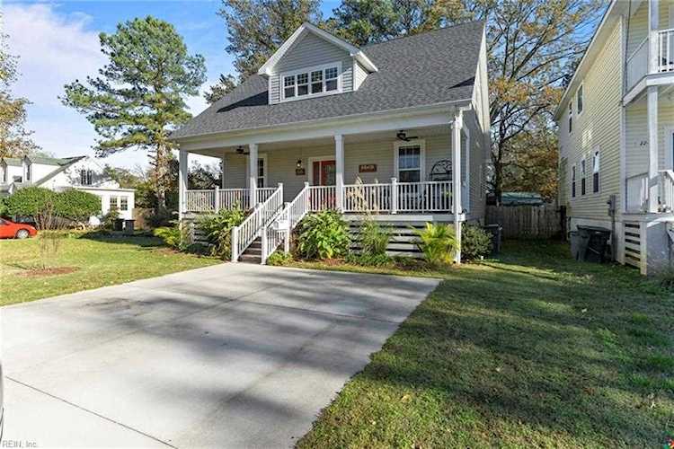 226 N Fourth St Hampton, VA 23664