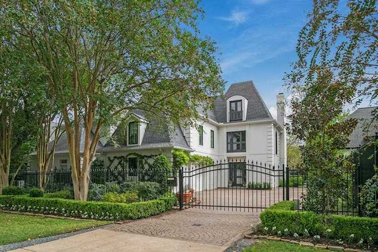 31 W Broad Oaks Dr Houston, TX 77056