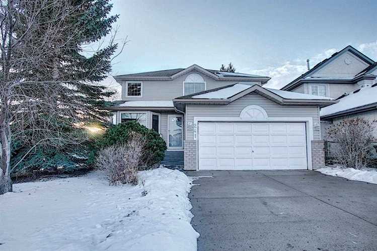 241 Sceptre Close NW Calgary, AB T3L 1Y3