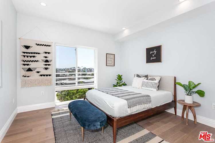 2939 Leeward Avenue #619 Los Angeles, CA 90005