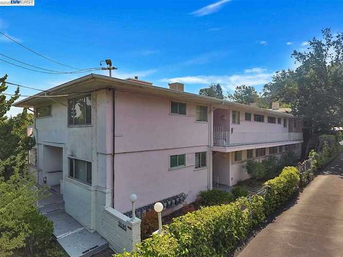 3585 Brook St Lafayette, CA 94549