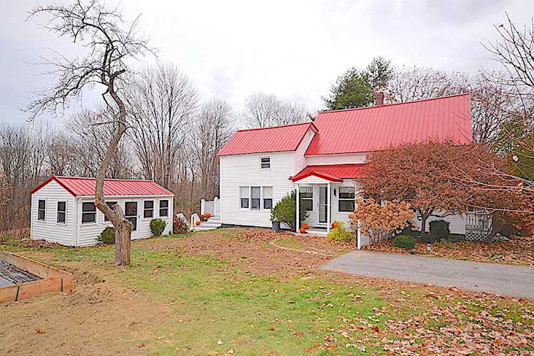 320 Bunker Hill Rd Auburn, NH 03032