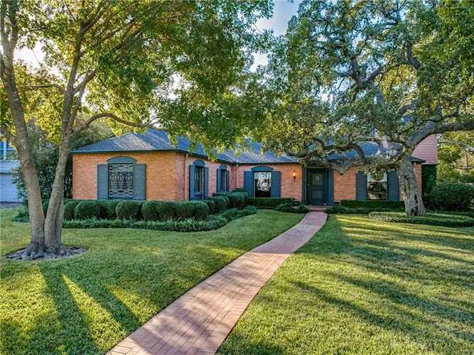 2412 Vista LN Austin, TX 78703