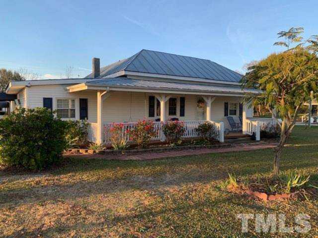 1119 Red Hill Church Road Dunn, NC 28334