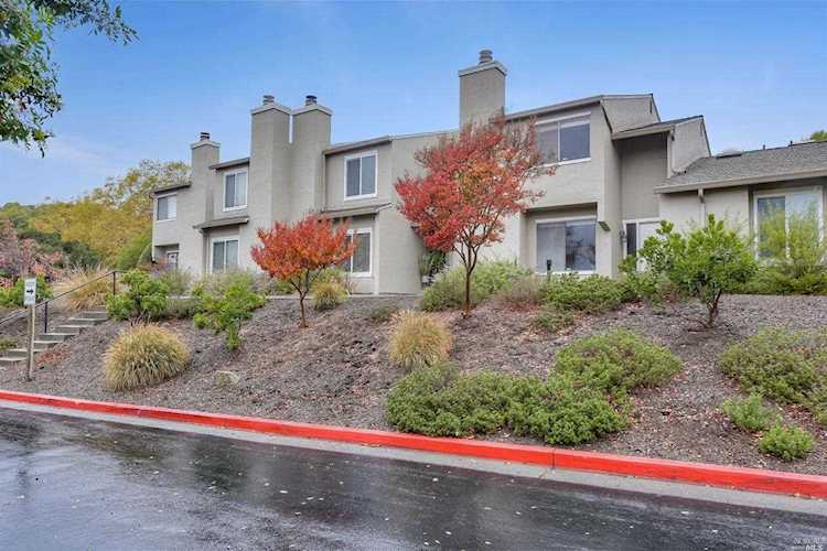 312 Village Circle Novato, CA 94947