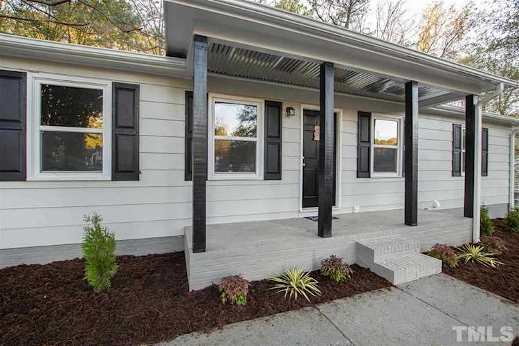 1404 Altama Circle Raleigh, NC 27610