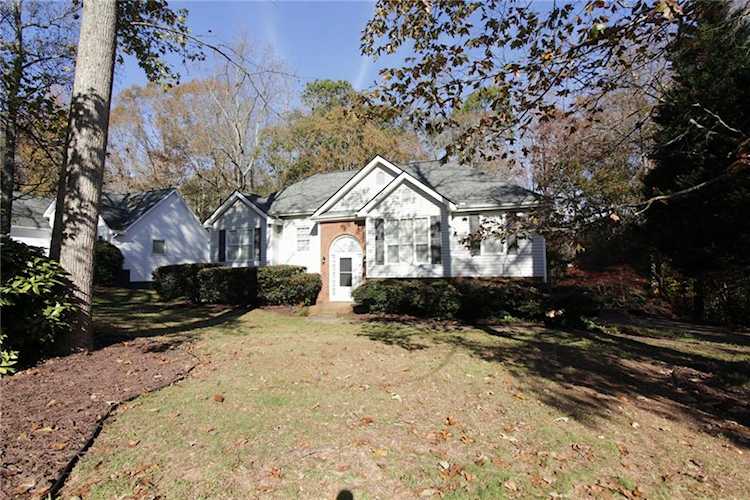 2615 Woodland Hills Dr Cumming, GA 30040
