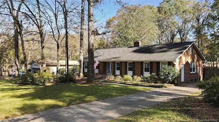 5815 Coatbridge Ln Charlotte, NC 28212