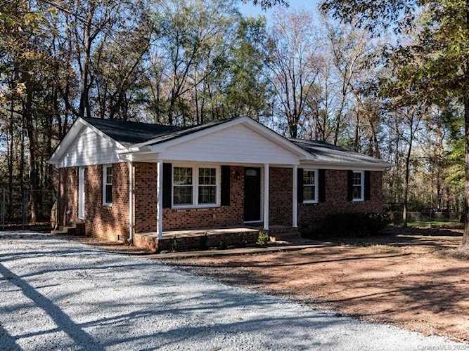 919 N Rocky River Rd Monroe, NC 28110