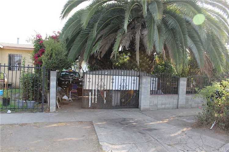 132 E 102nd Street Los Angeles, CA 90003