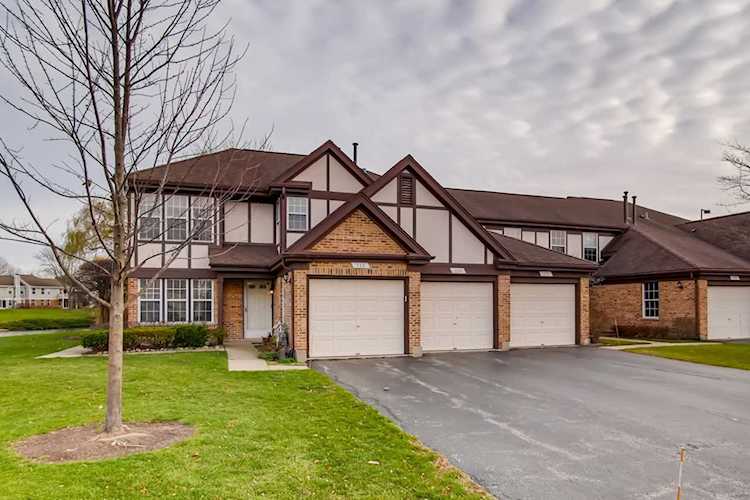 115 E Fabish Dr Buffalo Grove, IL 60089