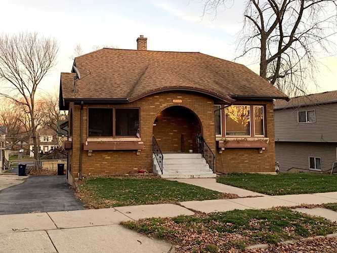 627 Saint Charles St Elgin, IL 60120 | MLS 10939266 Photo 1