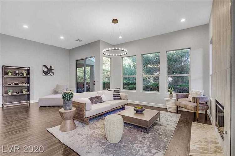 2012 Summer Blossom Ct #103 Las Vegas, NV 89134