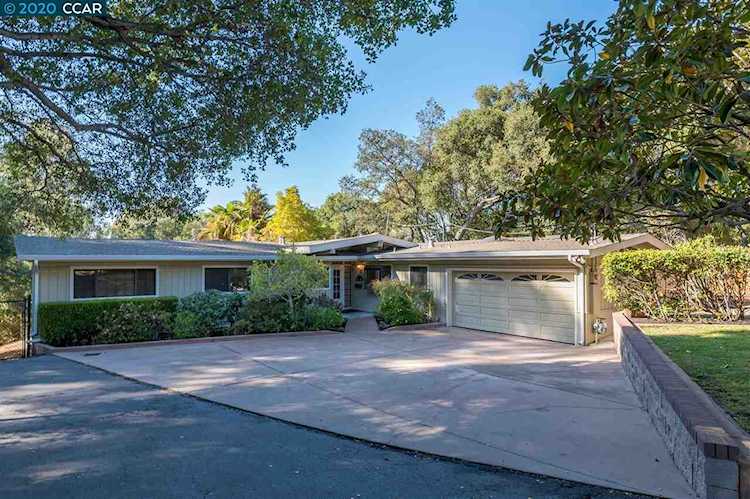 3057 Horseshoe Ct Hayward, CA 94541