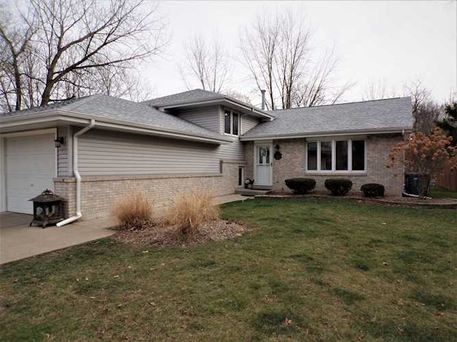 903 Edgewood Dr Morris, IL 60450