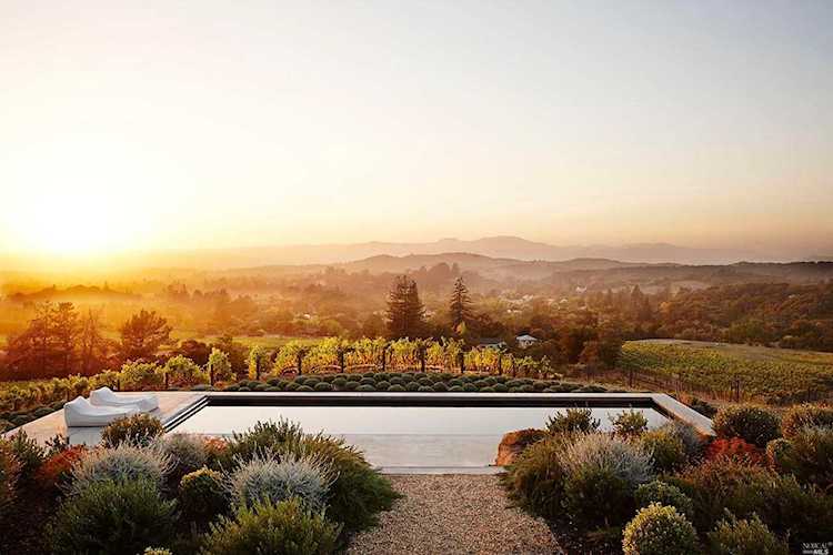 1075 Shadybrook Lane Napa, CA 94558