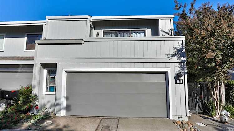 562 Rainbow Drive Napa, CA 94558