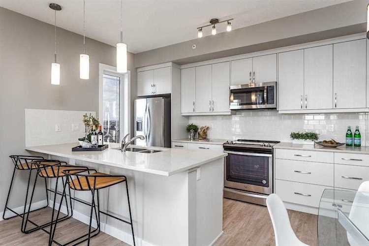 100 Auburn Meadows Manor #210 Calgary, AB T3M 3H2