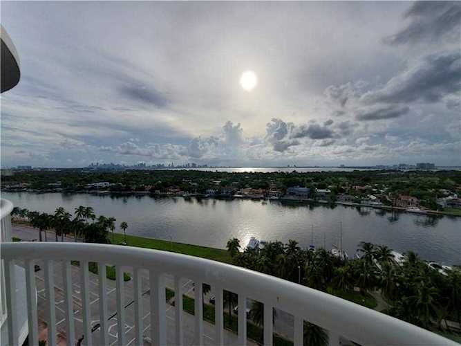 5401 Collins Ave #1233 Miami Beach, FL 33140