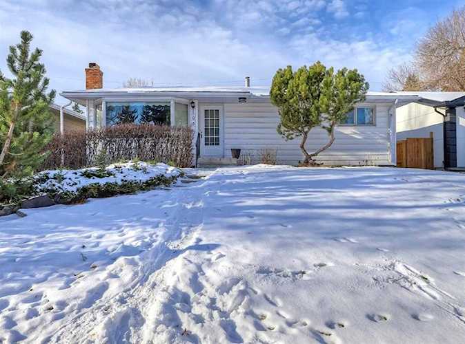 103 Havenhurst Crescent SW Calgary, AB T2V 3C4