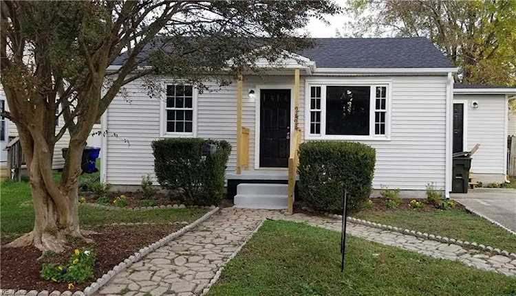 2424 Hemlock St Norfolk, VA 23513
