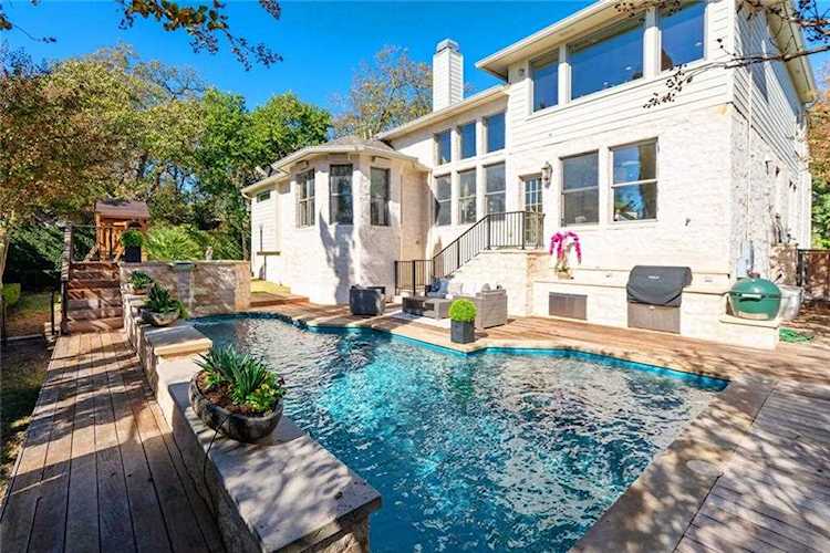 2211 Sunny Slope DR Austin, TX 78703