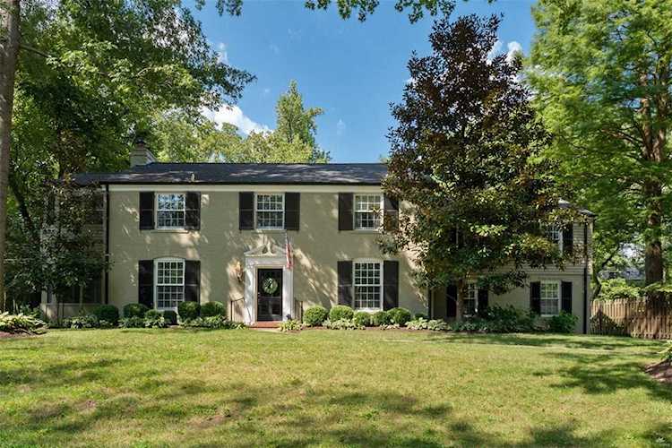 19 Black Creek Ln St Louis, MO 63124