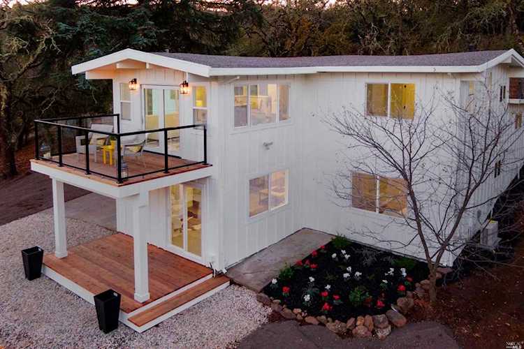 2089 1st Avenue Napa, CA 94558