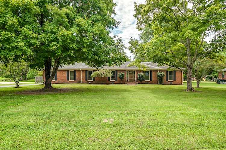 7609 Indian Springs Dr Nashville, TN 37221 | MLS 2202444 Photo 1
