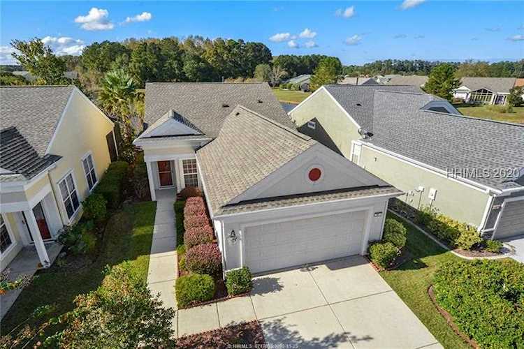 61 Pineapple Dr Bluffton, SC 29909