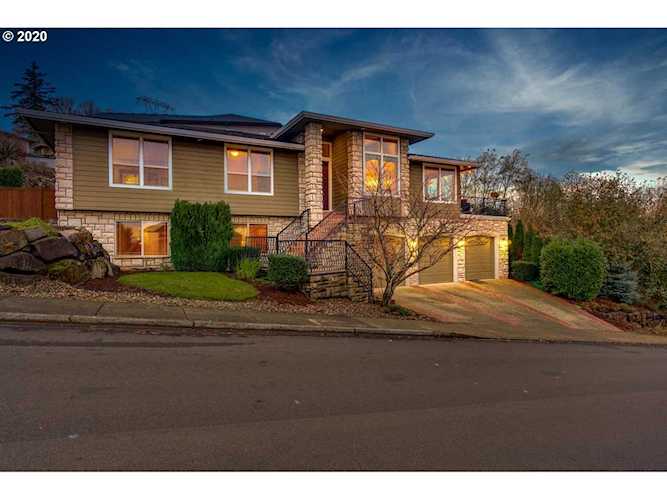 161 W Dogwood St Washougal, WA 98671