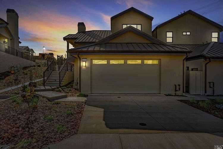 4458 Kilarney Circle Santa Rosa, CA 95403