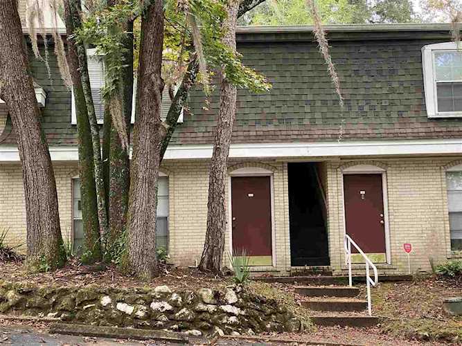 2020 Continental Ave Tallahassee, FL 32304 in Chateau Deville Photo 1