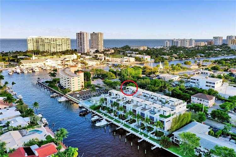 2733 NE 1st St #2733 Pompano Beach, FL 33062