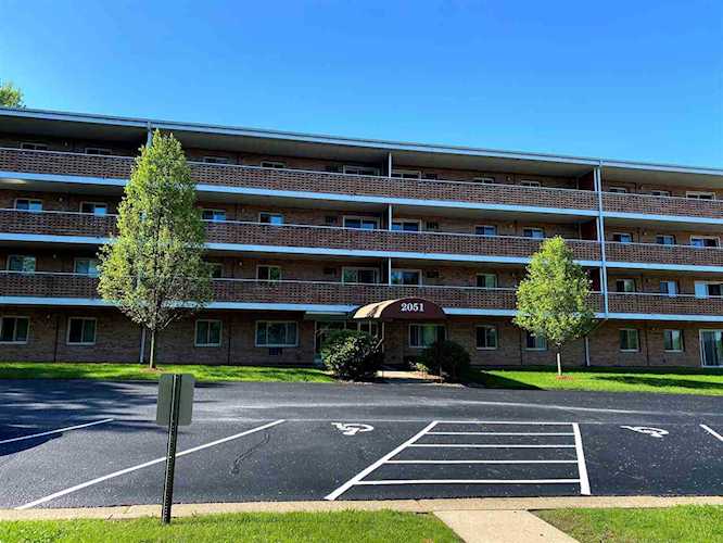 2051 Allen Blvd #305 Middleton, WI 53562
