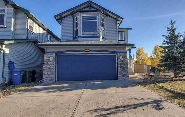 4 Brightondale Parade SE Calgary, AB T2Z 4G7